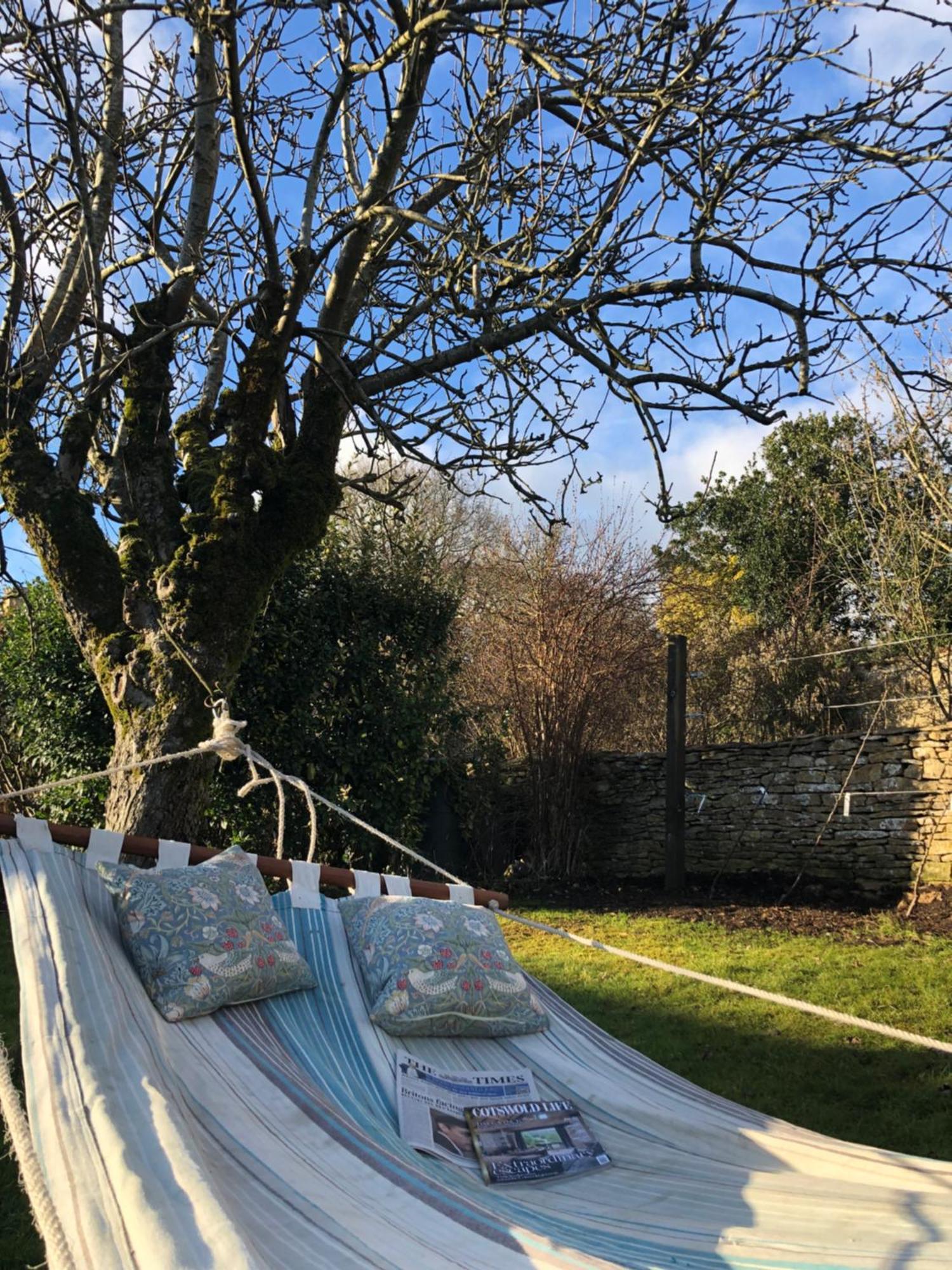 Green Valley, Cotswold Stay With Hamper Cheltenham Dış mekan fotoğraf